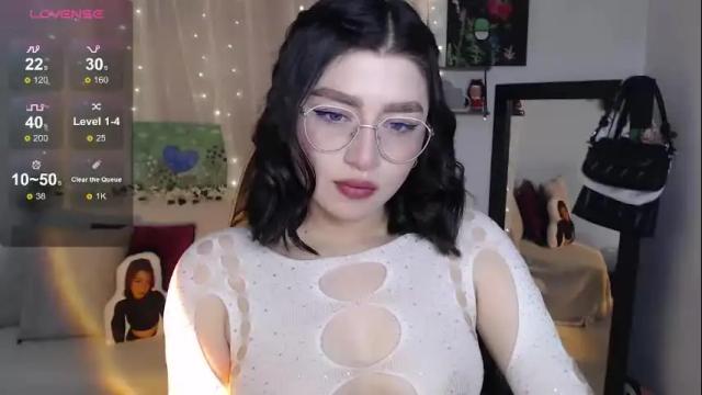 Image 4 of mily_thomson_b Stream on Chaturbate on 29 days ago