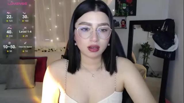 Image 11 of mily_thomson_b Stream on Chaturbate on 11 days ago