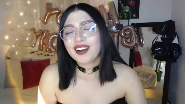 Image 11 of mily_thomson_b Stream on Chaturbate on 4 days ago