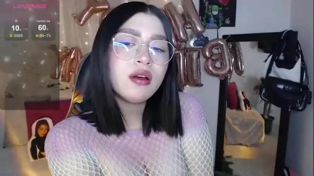 Image 11 of mily_thomson_b Stream on Chaturbate on 3 days ago