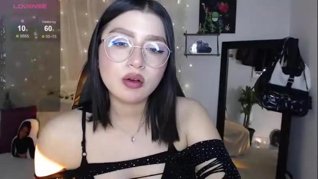 Thumbnail 1, mily_thomson_b's Stream at Chaturbate, 1 month ago