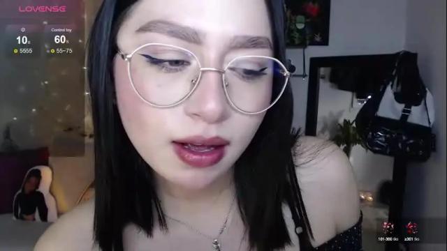 Image 7 of mily_thomson_b Stream on Chaturbate on 1 month ago