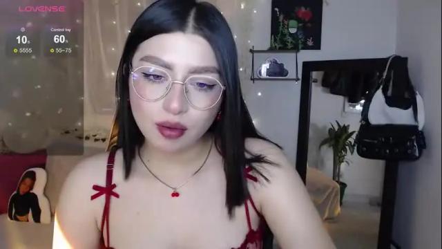 Image 7 of mily_thomson_b Stream on Chaturbate on 1 month ago
