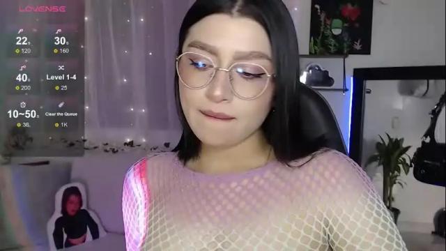 Thumbnail 1, mily_thomson_b's Stream at Chaturbate, 1 month ago
