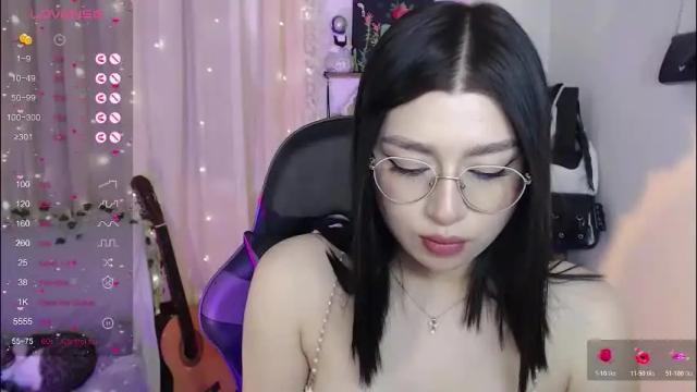 Image 3 of mily_thomson_b Stream on Chaturbate on 6 days ago