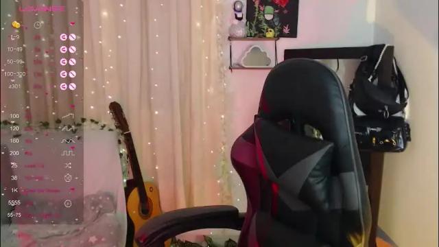 Image 11 of mily_thomson_b Stream on Chaturbate on 8 days ago