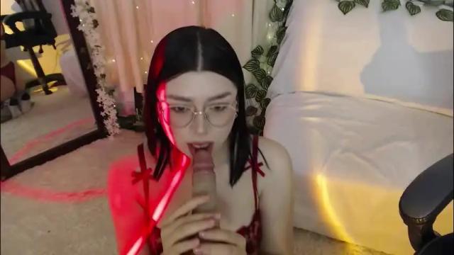 Image 6 of mily_thomson_b Stream on Chaturbate on 2 months ago