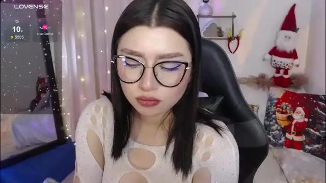 Image 3 of mily_thomson_b Stream on Chaturbate on 1 month ago