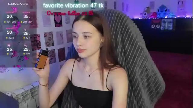 Image 4 of milyamess Stream on Chaturbate on 18 days ago