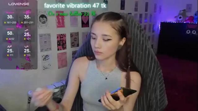 Image 3 of milyamess Stream on Chaturbate on 11 days ago