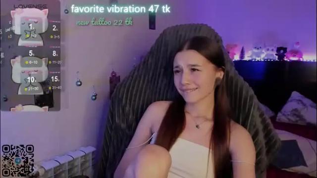 Image 3 of milyamess Stream on Chaturbate on 5 days ago