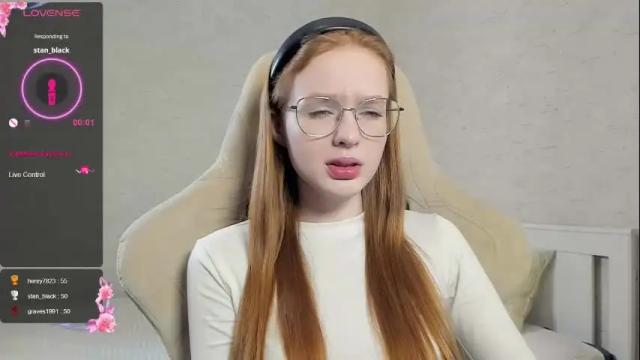 Image 3 of milymi_ Stream on Chaturbate on 17 days ago