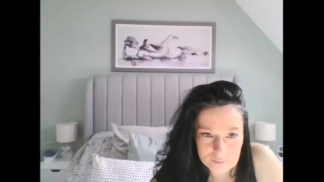 Image 7 of mimi28265012 Stream on Chaturbate on 13 months ago