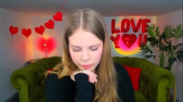 Image 2 of mimicass Stream on Chaturbate on 1 month ago