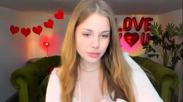 Image 3 of mimicass Stream on Chaturbate on 24 days ago