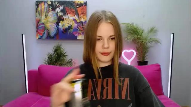 Image 2 of mimicass Stream on Chaturbate on 4 months ago