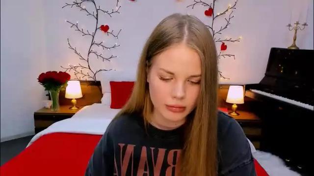 Image 2 of mimicass Stream on Chaturbate on 4 months ago