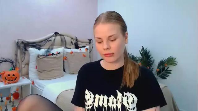 Image 12 of mimicass Stream on Chaturbate on 2 months ago