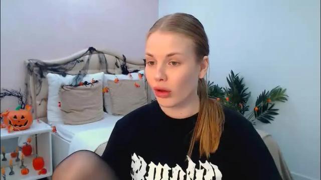 Image 7 of mimicass Stream on Chaturbate on 2 months ago