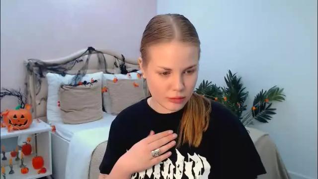 Image 8 of mimicass Stream on Chaturbate on 2 months ago