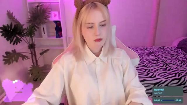 Image 4 of mimikoooo Stream on Chaturbate on 14 months ago