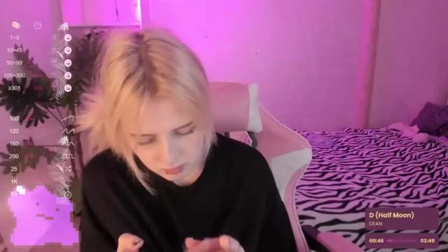 Image 10 of mimikoooo Stream on Chaturbate on 14 months ago