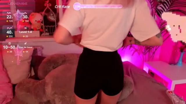 Image 7 of mimikoooo Stream on Chaturbate on 13 months ago
