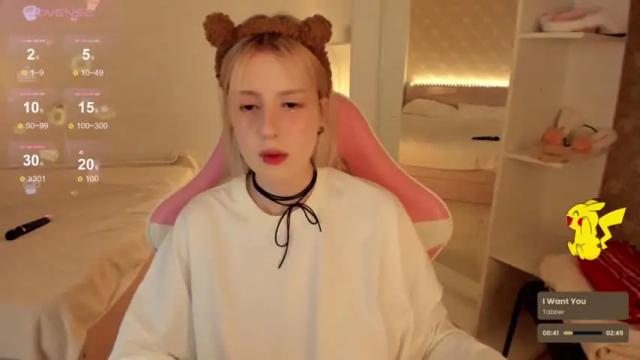 Image 6 of mimikoooo Stream on Chaturbate on 12 months ago