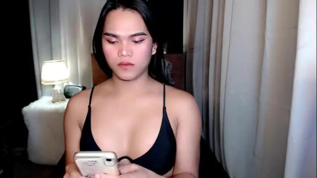Image 3 of mimiluxxe22 Stream on Chaturbate on 1 month ago
