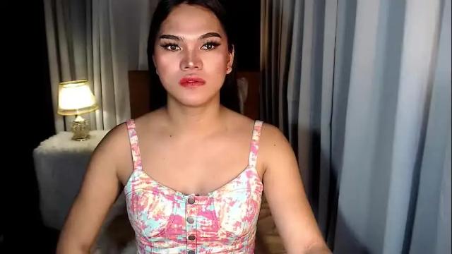 Image 10 of mimiluxxe22 Stream on Chaturbate on 3 days ago