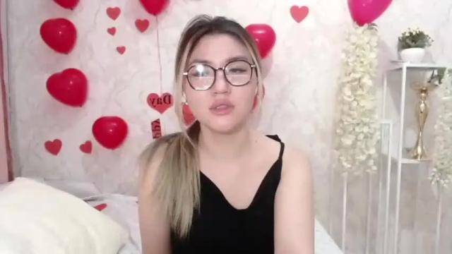 Image 12 of mimorena1 Stream on Chaturbate on 16 months ago