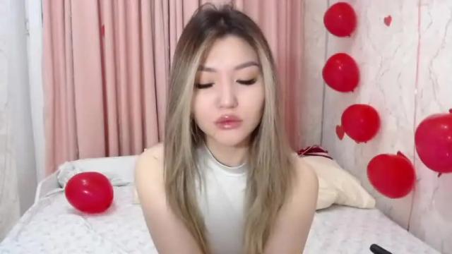 Image 2 of mimorena1 Stream on Chaturbate on 16 months ago