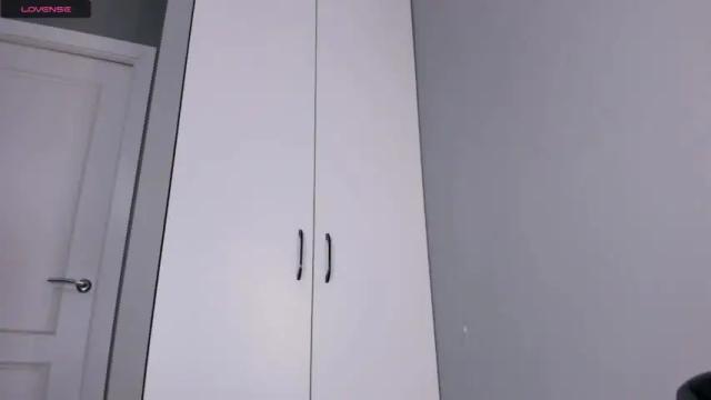 Image 7 of min_mini Stream on Chaturbate on 18 months ago
