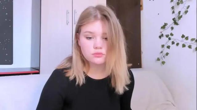Image 12 of mina27372 Stream on Chaturbate on 1 month ago