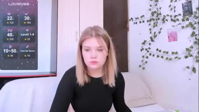 Image 3 of mina27372 Stream on Chaturbate on 1 month ago