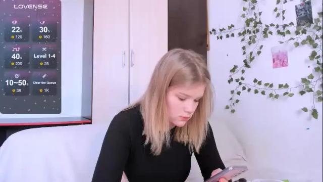 Image 8 of mina27372 Stream on Chaturbate on 1 month ago
