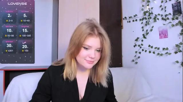 Image 2 of mina27372 Stream on Chaturbate on 1 month ago