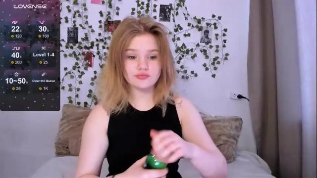 Image 4 of mina27372 Stream on Chaturbate on 1 month ago