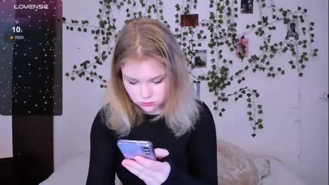 Image 7 of mina27372 Stream on Chaturbate on 1 month ago
