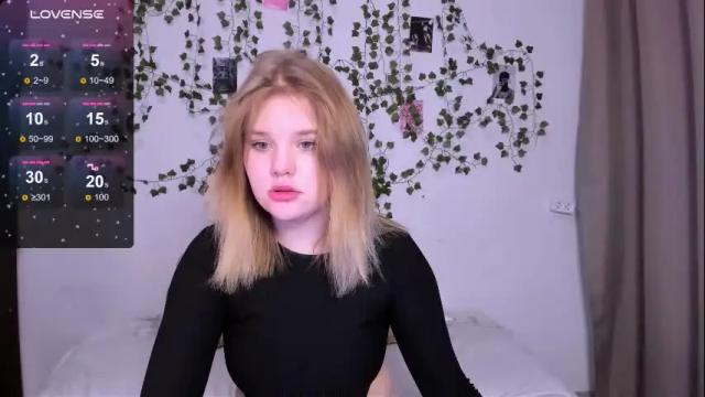 Image 10 of mina27372 Stream on Chaturbate on 1 month ago