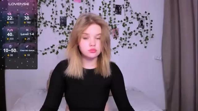 Image 3 of mina27372 Stream on Chaturbate on 1 month ago