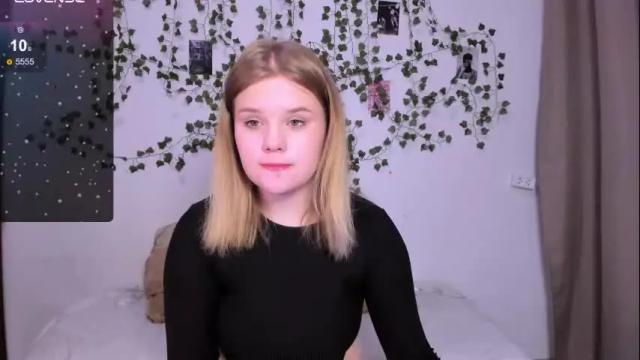 Thumbnail 3, mina27372's Stream at Chaturbate, 1 month ago
