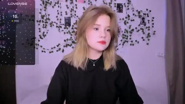 Image 10 of mina27372 Stream on Chaturbate on 1 month ago