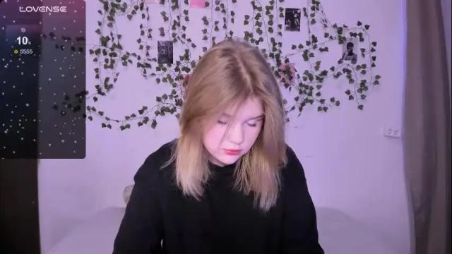 Image 4 of mina27372 Stream on Chaturbate on 1 month ago