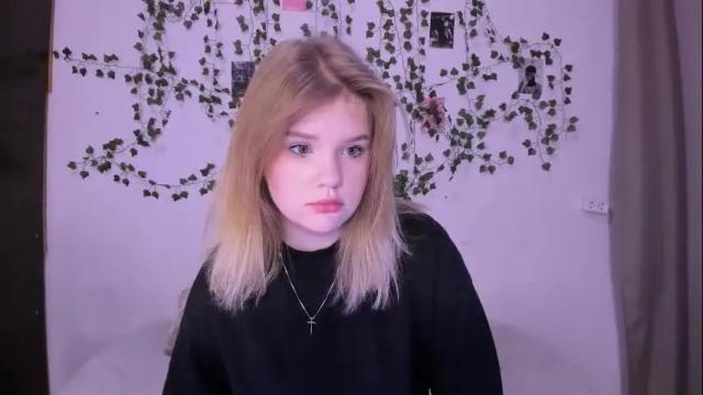 Image 8 of mina27372 Stream on Chaturbate on 1 month ago