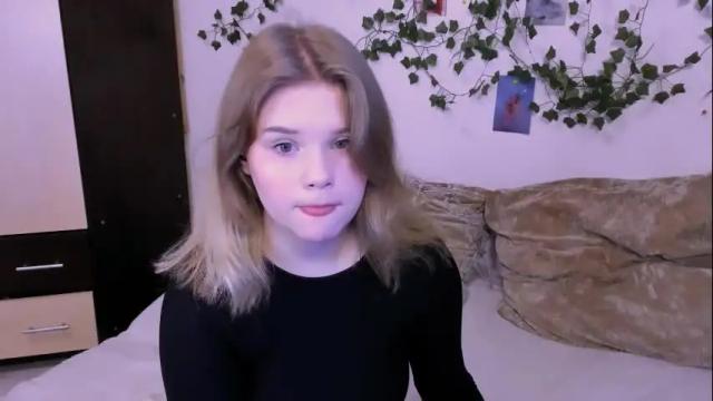 Image 10 of mina27372 Stream on Chaturbate on 1 month ago