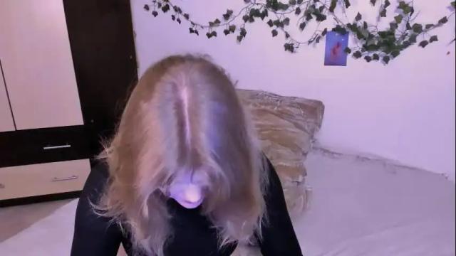 Image 11 of mina27372 Stream on Chaturbate on 1 month ago