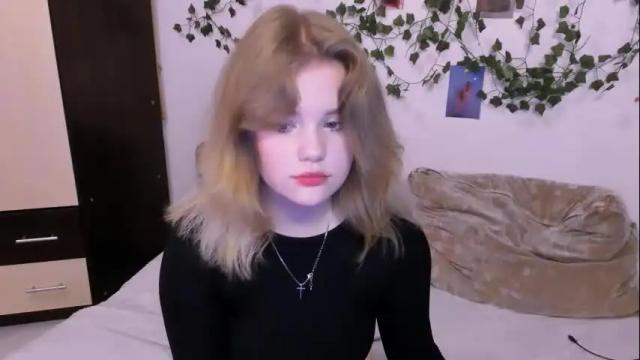 Image 2 of mina27372 Stream on Chaturbate on 29 days ago