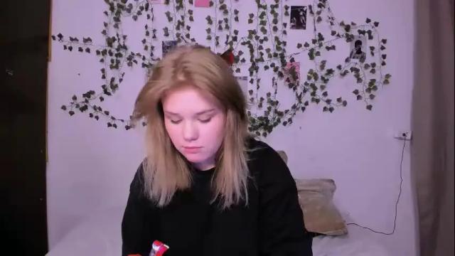 Image 6 of mina27372 Stream on Chaturbate on 28 days ago