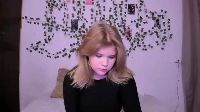 Image 4 of mina27372 Stream on Chaturbate on 25 days ago